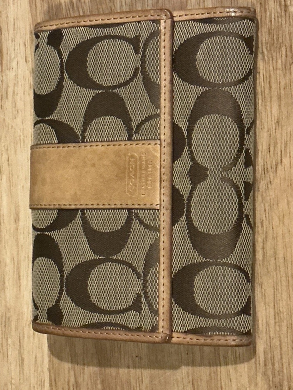 Coach Signature Trifold Wallet 5x4” Nice Condition